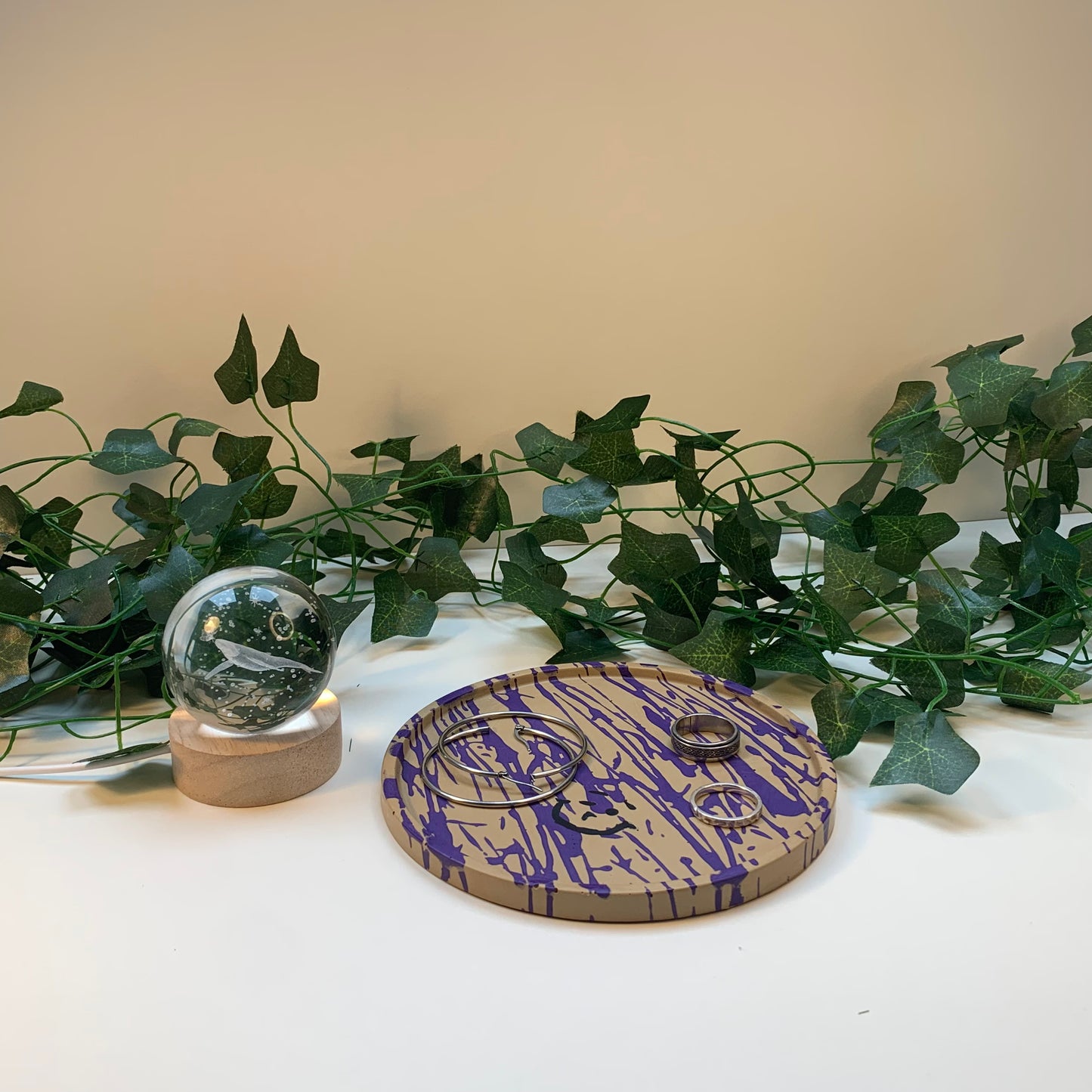 Layover | Trinket plate