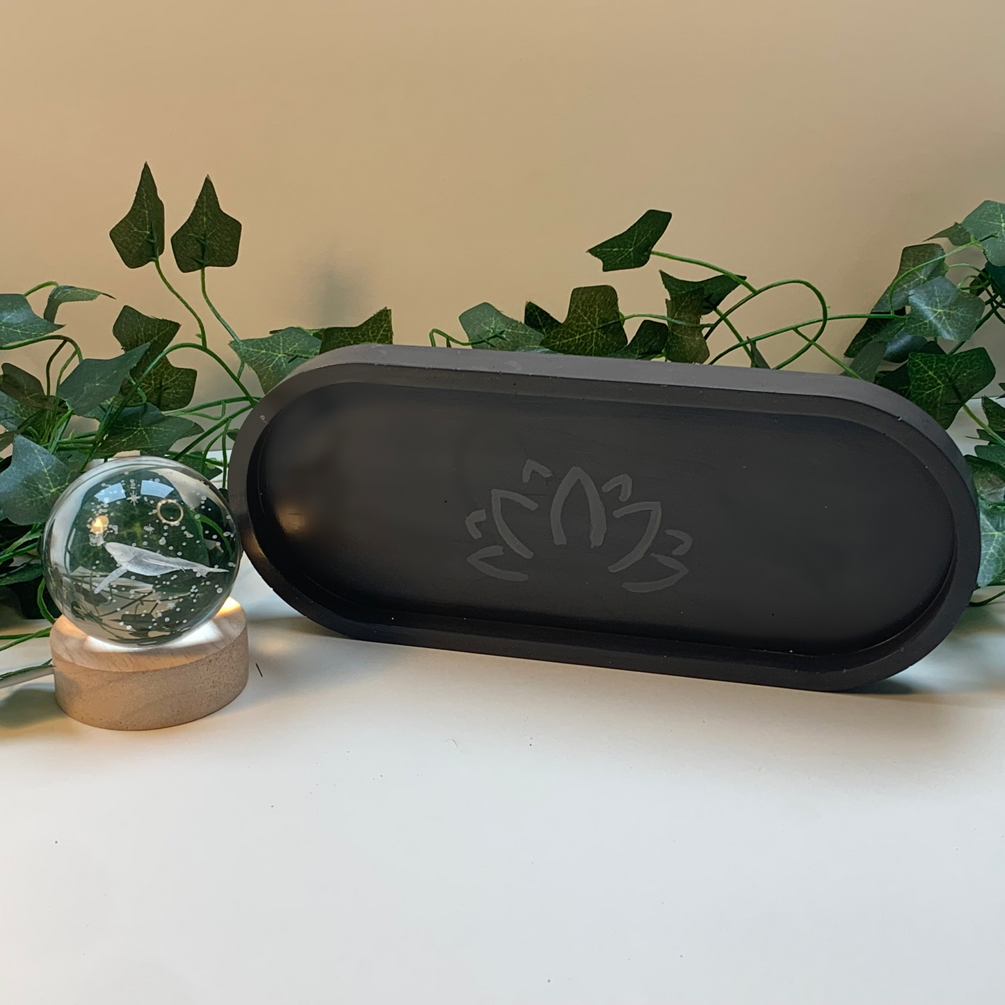 D-Day| Oval Trinket tray