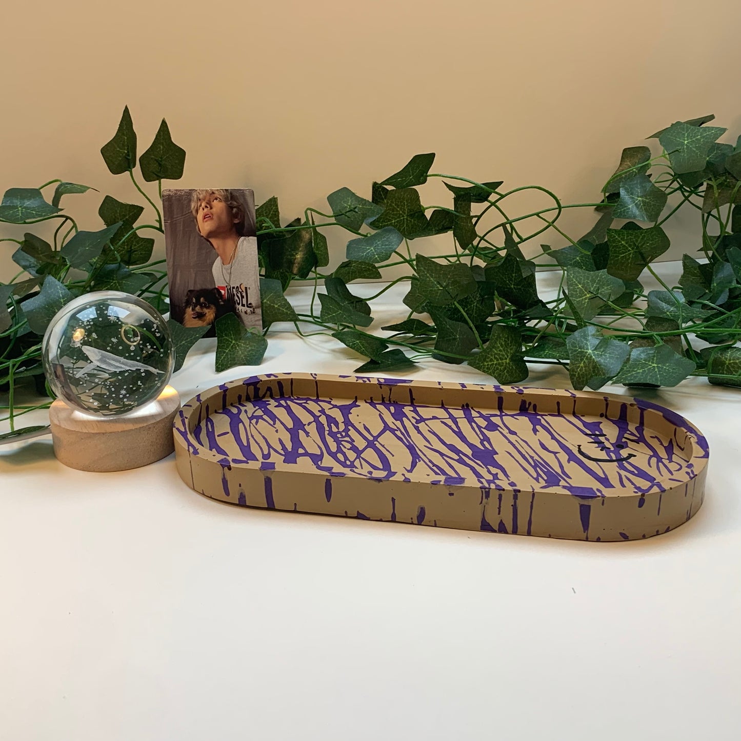 Layover | Oval Trinket tray